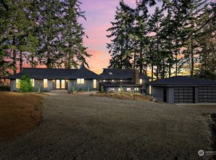 5114 Hope Ln, Oak Harbor, WA 98277