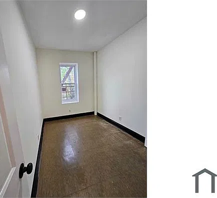 1183 Broad St — Photo 2