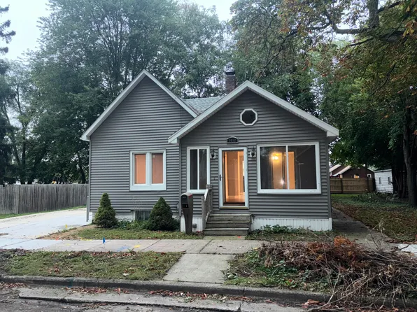 1012 Litchfield St, Bay City, MI 48706