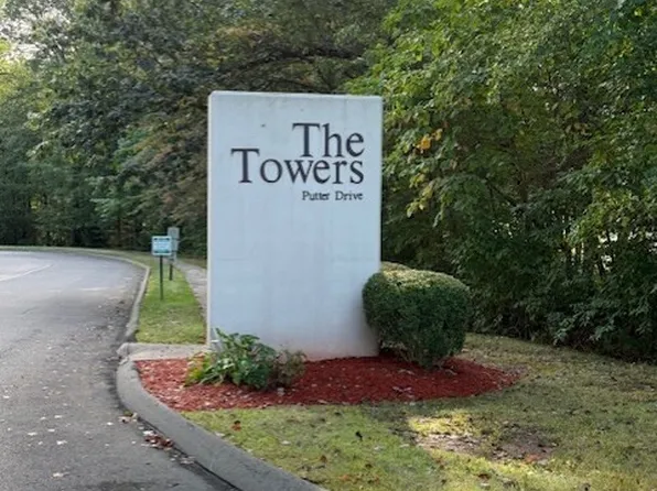 20 Putter Drive #302S, Wallingford, CT 06492