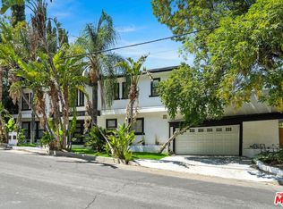 5128 Llano Dr, Woodland Hills, CA 91364