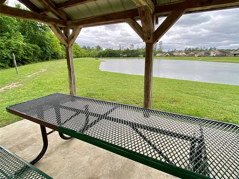 7039 Durango Creek Dr — Photo 27