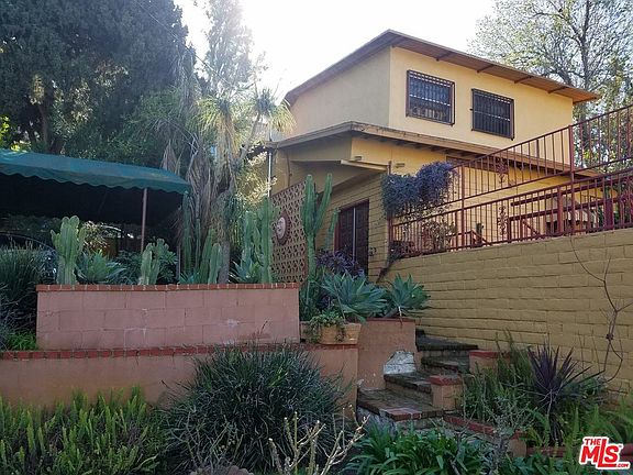4th image of 1422 Cerro Gordo St
