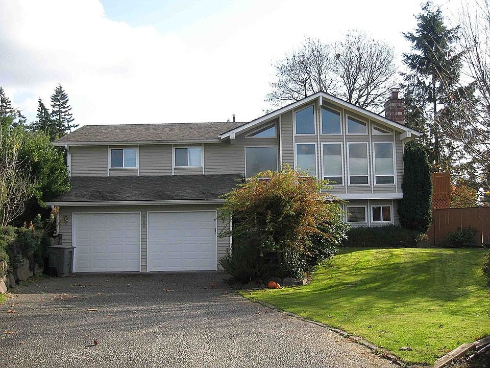 Beautiful Home & Great Location
