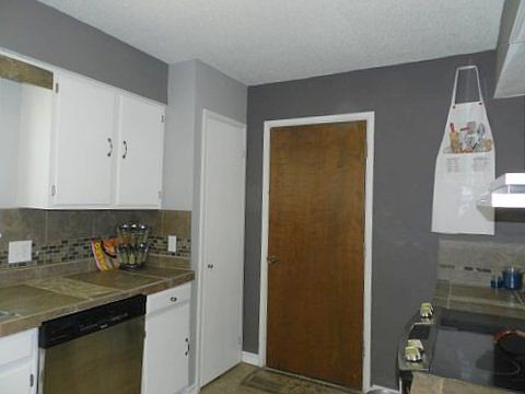 5th image of 1411 Soule St