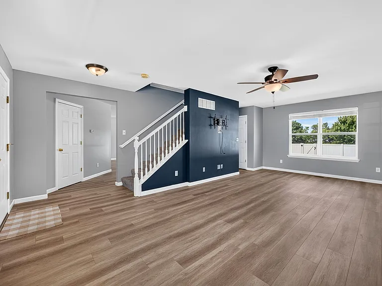 330 Wabash Woods Way — Photo 9