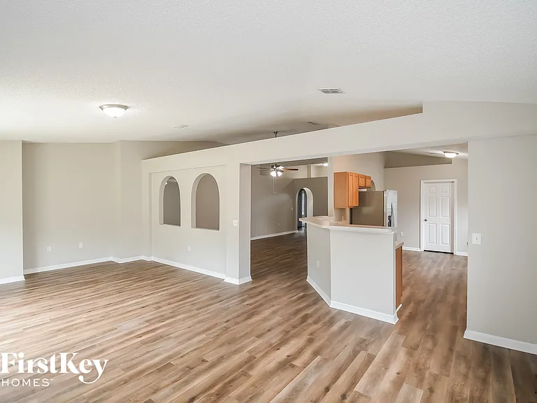 4111 Moonrise Ct — Photo 3