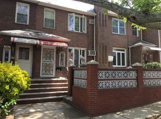 8265 165th St, Jamaica, NY 11432