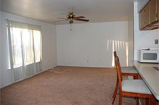 3rd image of 30 Norwich Pl #28