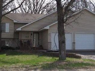 38557 8th Ave, North Branch, MN 55056