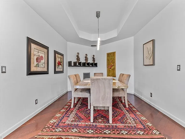 1845 Les Chateaux Blvd #202 — Photo 5