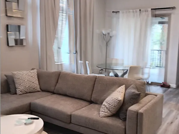 194 Rose Arch, Irvine, CA 92620