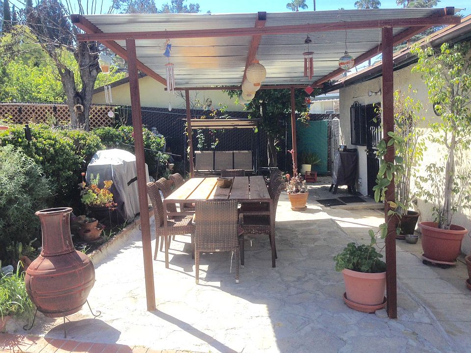 2nd image of 3538 Portola Ave