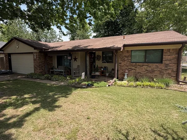 1631 S 1st Pl, Broken Arrow, OK 74012