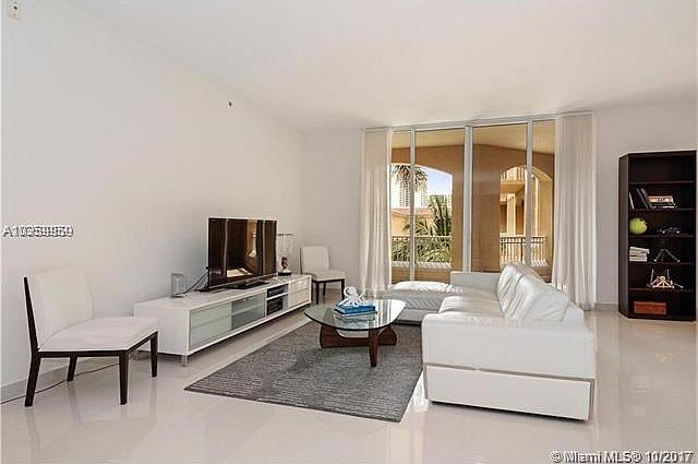 1st image of 3001 NE 185th St APT 410