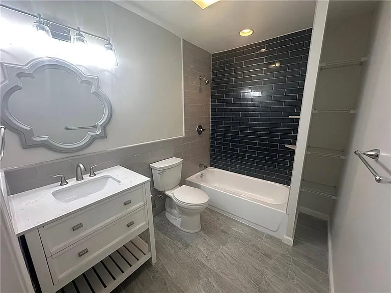 349 Laquita Dr SE — Photo 12