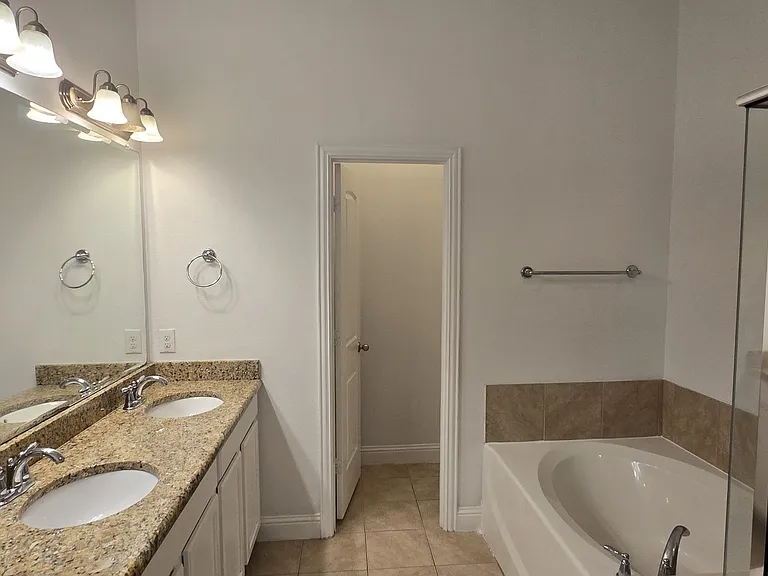 624 Calliopsis St — Photo 16