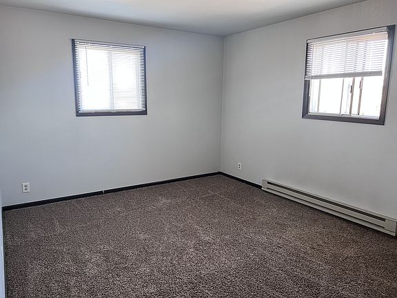 5th image of 3245 Packer Dr #204
