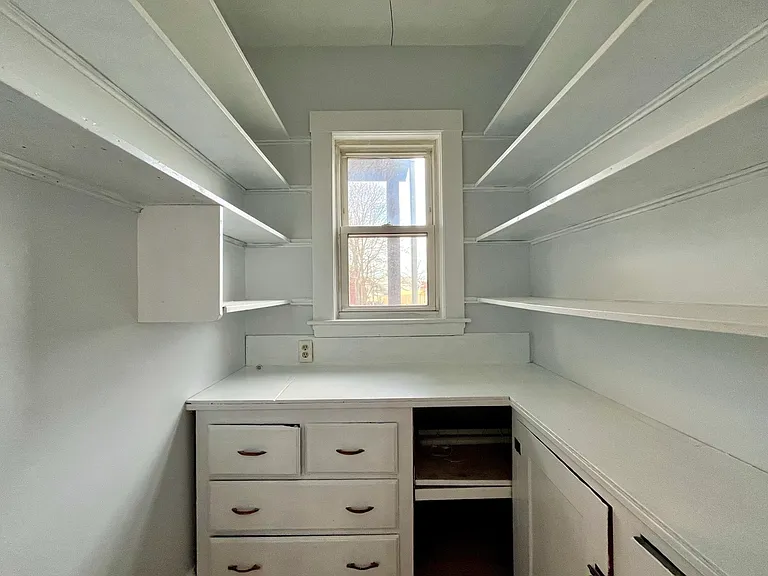 93 Pleasant St #2 — Photo 8