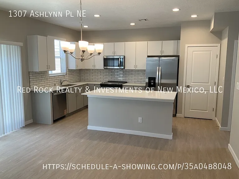 1307 Ashlynn Pl NE — Photo 2