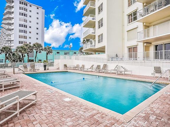 3rd image of 1183 Ocean Shore Blvd APT 903