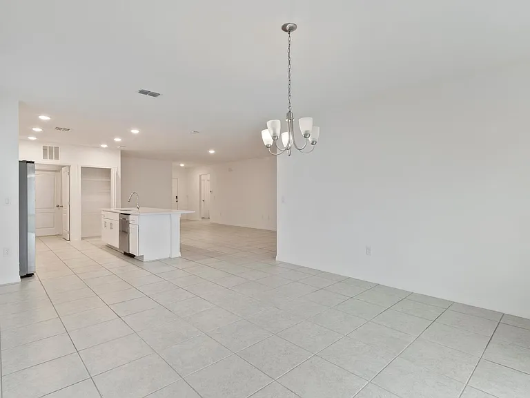 1154 Oak Bluff Dr — Photo 8