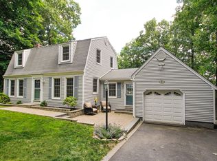 7 Fern Rd, Mahopac, NY 10541