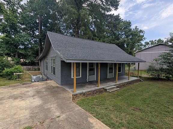 2nd image of 2115 Wright Ave