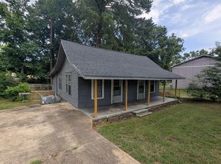 2115 Wright Ave, Benton, AR 72019