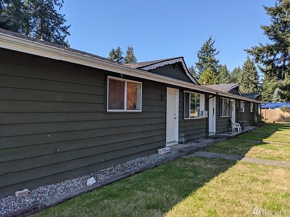 2nd image of 3710 224th St E