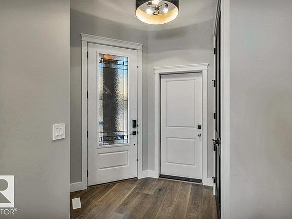 4th image of 44 Eldridge Point