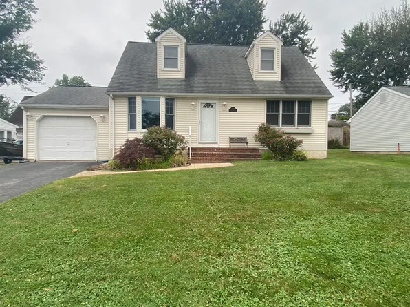3723 Wild Cherry Ln, Wilmington, DE 19808