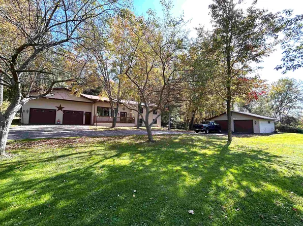 22007 Glasgow Ave, Tomah, WI 54660