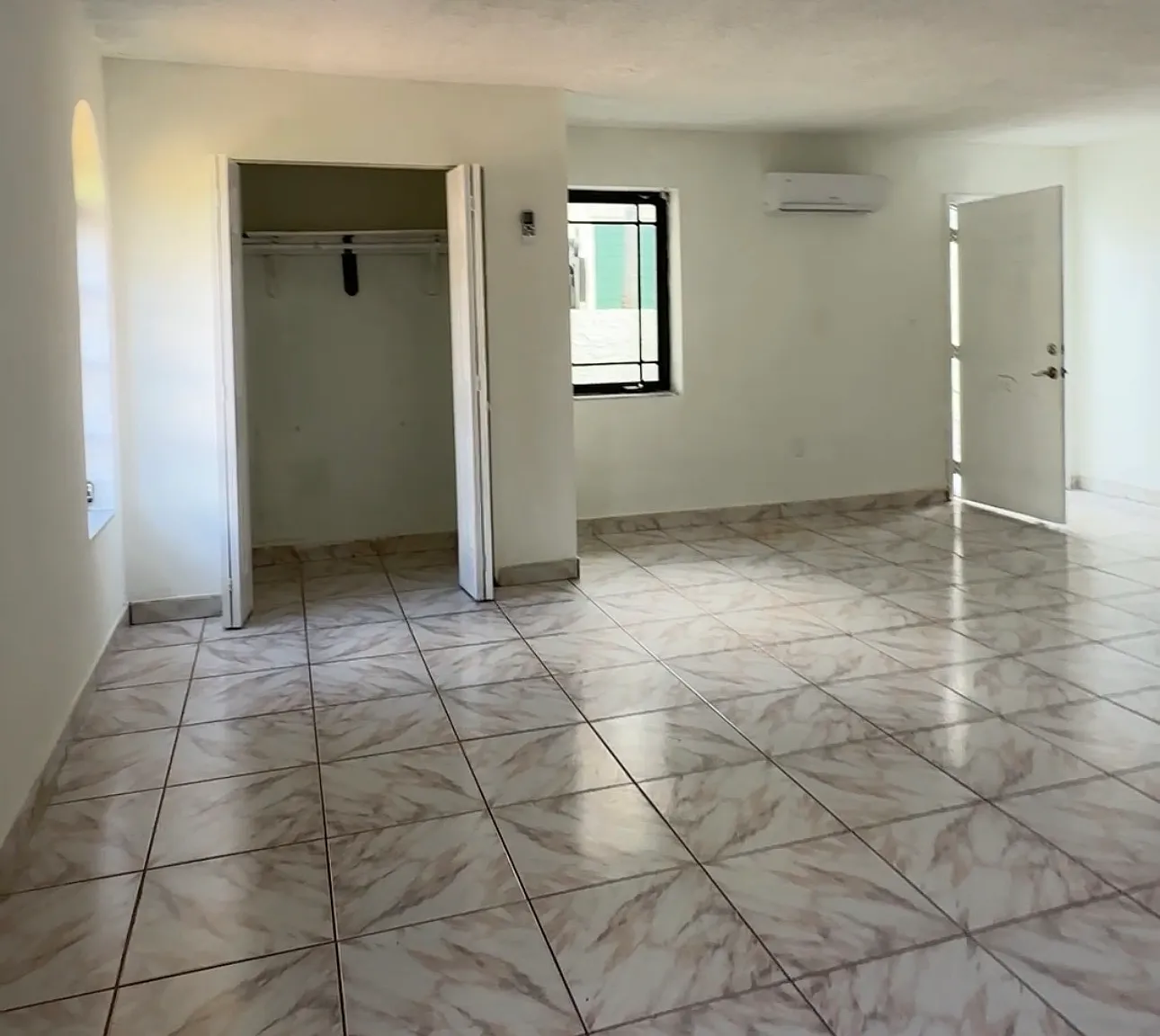 1 bed, 500 sqft, $1,399 — Photo 3