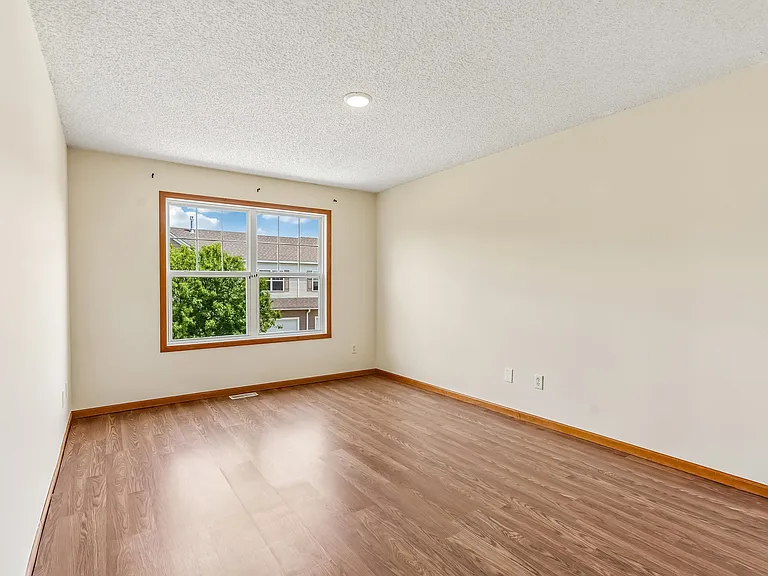 1912 Rose Way #601 — Photo 17