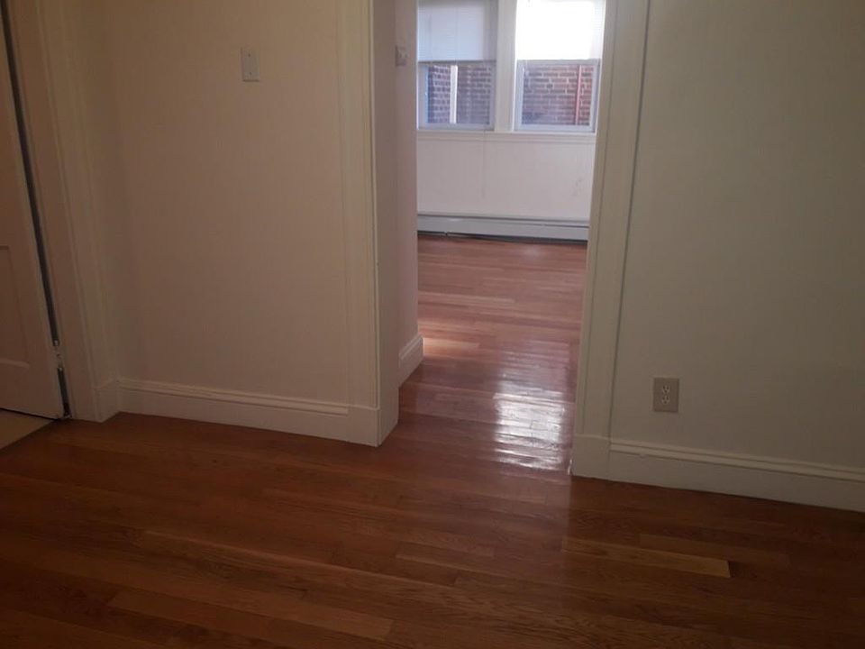 15 Hancock St Everett MA Zillow