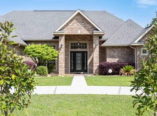 5672 Heatherton Rd, Milton, FL 32570