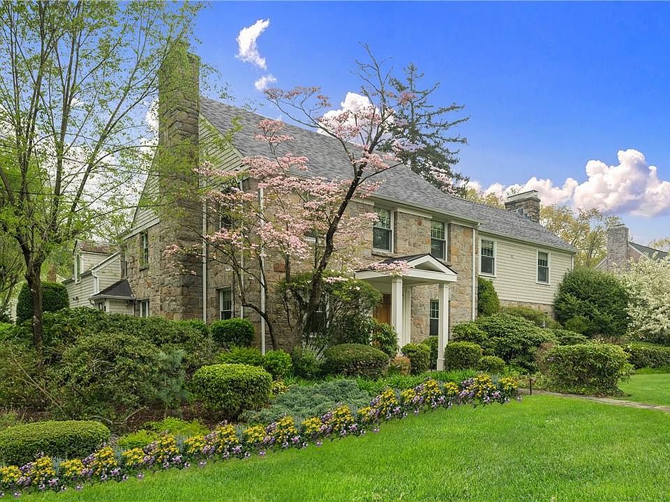 1st image of 21 Brite Avenue