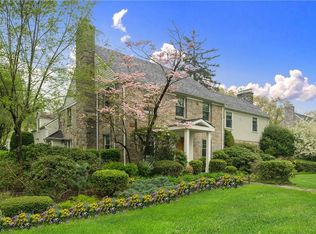 21 Brite Ave, Scarsdale, NY 10583