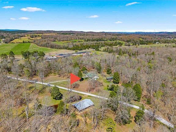 2nd image of 251 Carter Ln