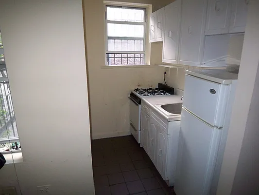 Rented by Fleet Realty | media 19