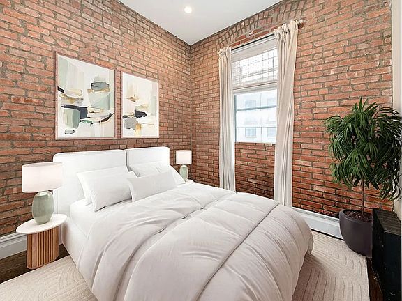 5th image of 145 W 10th St #6E