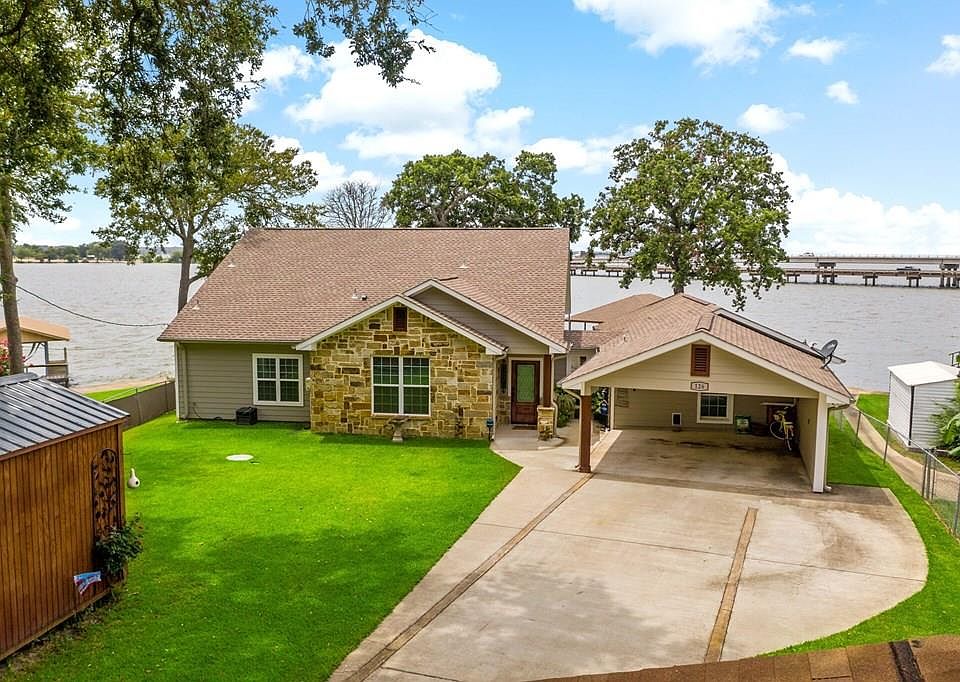 1st image of 126 Jeffrey Cir