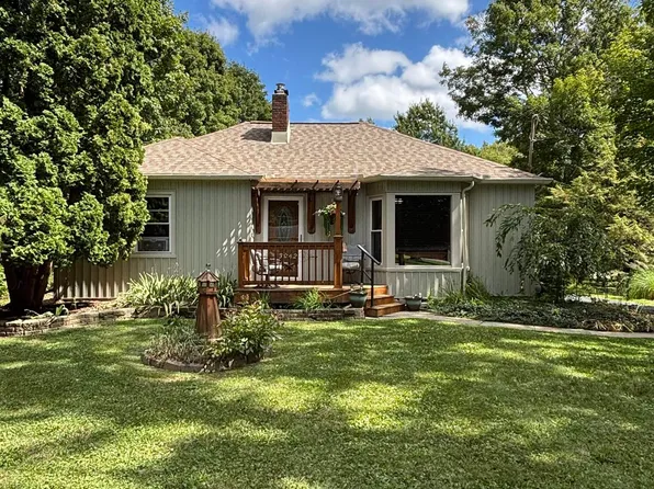 3042 Cashin Dr, Flint, MI 48506