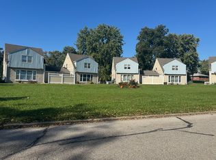 1405 Walnut St, Cedar Falls, IA 50613