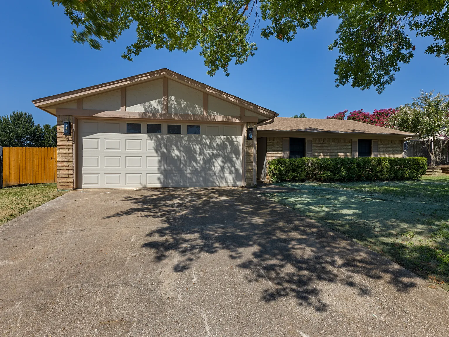 7609 Red Oak St — Photo 4