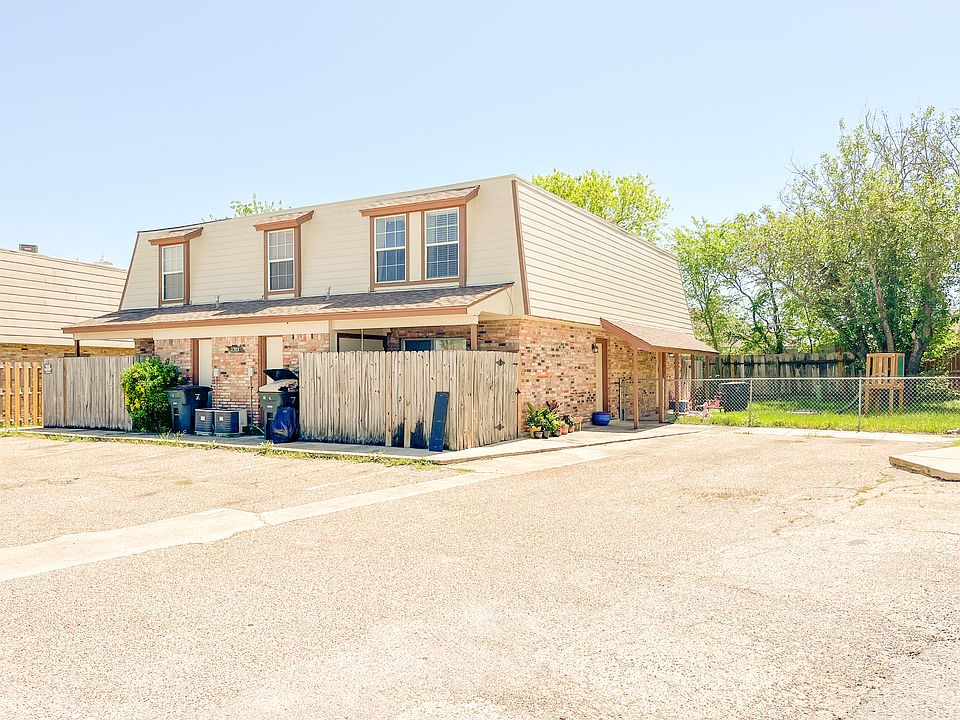 1st image of 2302 Wales Cir #B