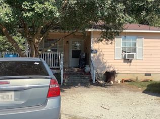 128 Meadow Lake Dr, Mabank, TX 75156