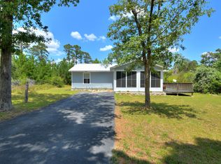117 Travis Ln S, Paige, TX 78659