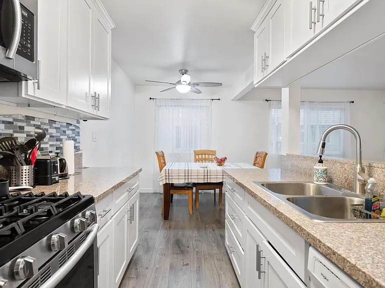 6224 Longford Dr #3 — Photo 8